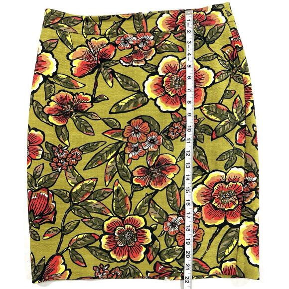 Ann Taylor LOFT Women’s Floral Pencil Skirt Size 6 Green Red Yellow Cotton Blend - Picture 2 of 6